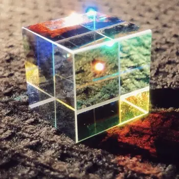 Цветна Объединитель Сплитер Кръст Дихроичный Куб RGB Призма Оптично Стъкло с Триъгълна Призма за Обучение Физика на Светлинния Спектър от 20 мм